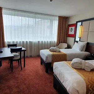 4* Hotell Nash Airport